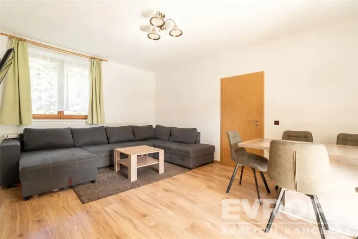 Prodej rodinného domu, Zeleneč, Bezručova, 213 m2
