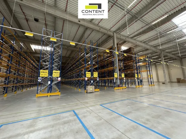 Pronájem výrobních prostor, Brno - Tuřany, Letiště Brno-Tuřany, 5000 m2