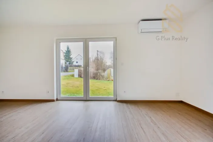 Prodej rodinného domu, Uhersko, 84 m2