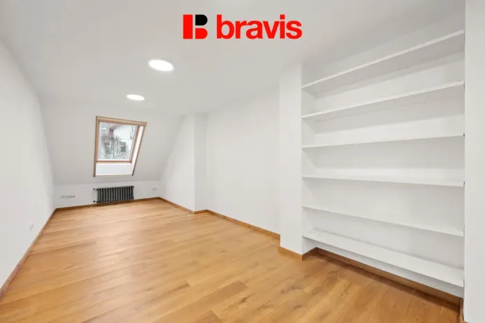 Pronájem rodinného domu, Brno - Pisárky, Květná, 235 m2