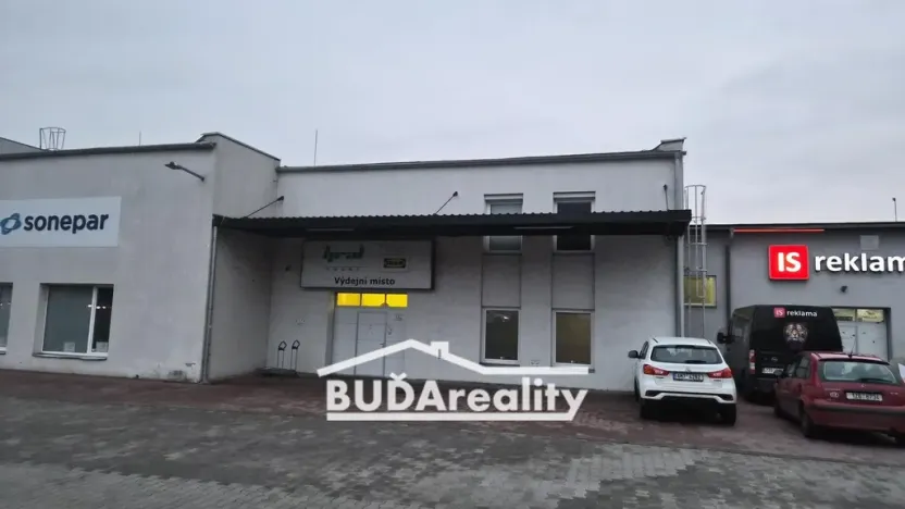 Pronájem obchodního prostoru, Zlín - Prštné, Jateční, 349 m2
