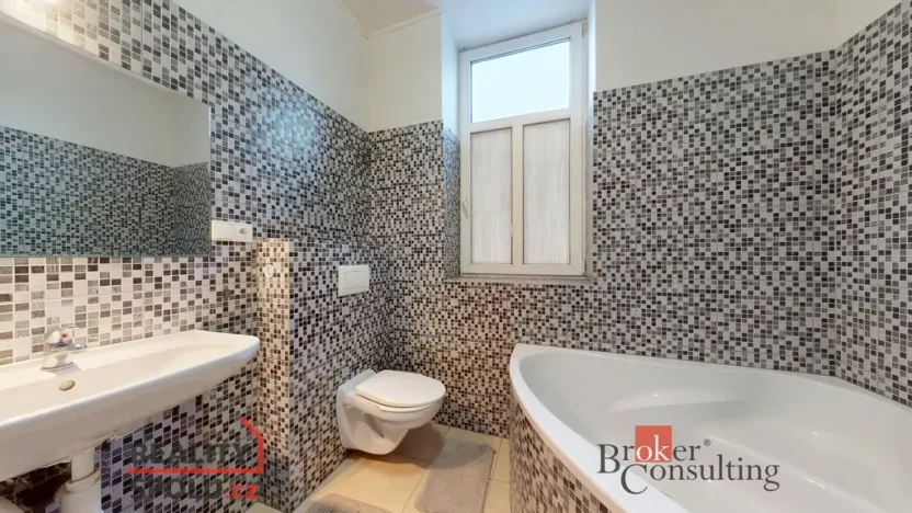 Prodej rodinného domu, Žatec, Chomutovská, 343 m2