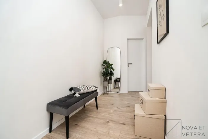 Pronájem bytu 2+kk, Praha - Libeň, Zenklova, 58 m2