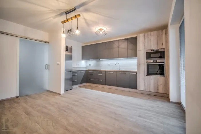 Pronájem rodinného domu, Praha - Hostavice, Hlinířská, 95 m2