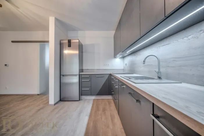 Pronájem rodinného domu, Praha - Hostavice, Hlinířská, 95 m2