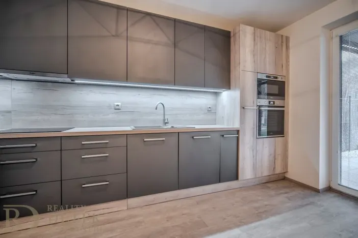 Pronájem rodinného domu, Praha - Hostavice, Hlinířská, 95 m2