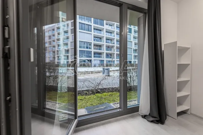 Pronájem bytu 1+kk, Praha - Karlín, U Mlýnského kanálu, 36 m2