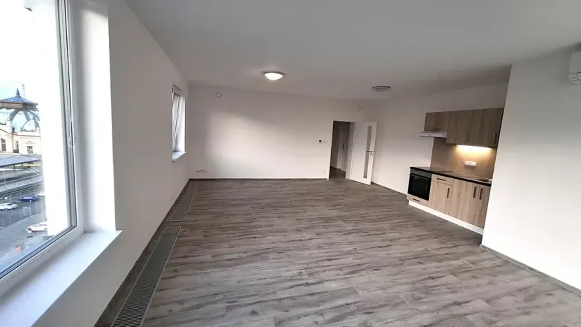 Pronájem bytu 2+kk, Plzeň, Železniční, 73 m2