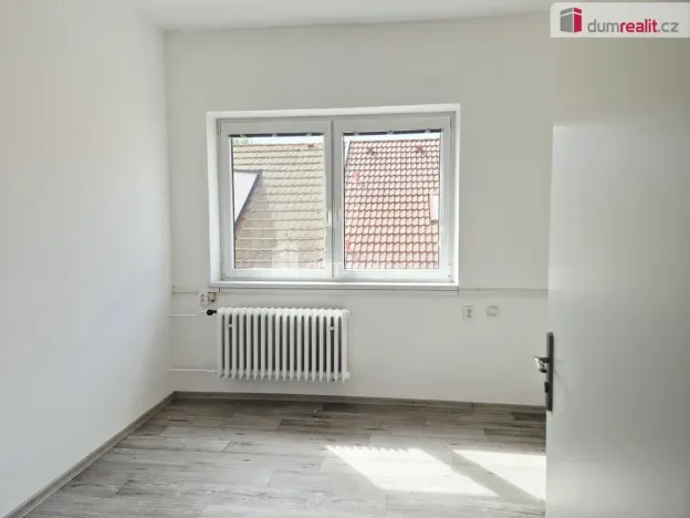 Pronájem komerční nemovitosti, České Budějovice - České Budějovice 2, Na Zlaté stoce, 31 m2
