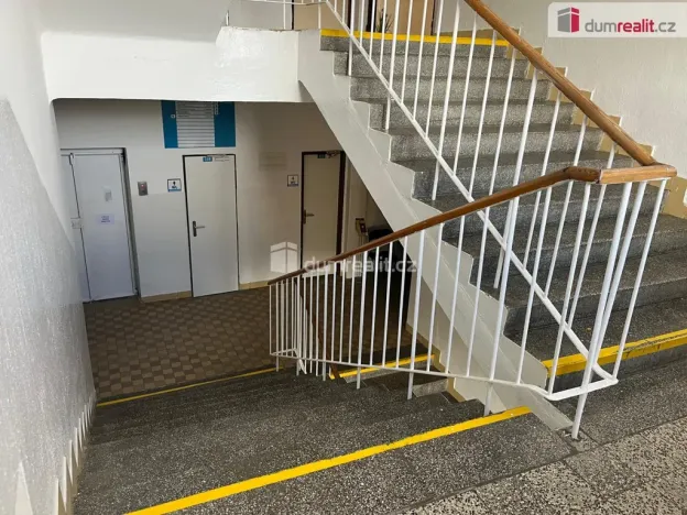 Pronájem komerční nemovitosti, České Budějovice - České Budějovice 2, Na Zlaté stoce, 31 m2