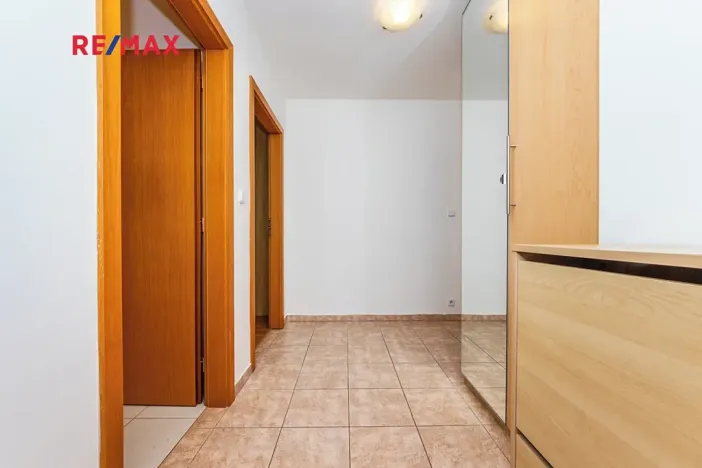 Pronájem bytu 2+kk, Praha - Dejvice, Lindleyova, 59 m2