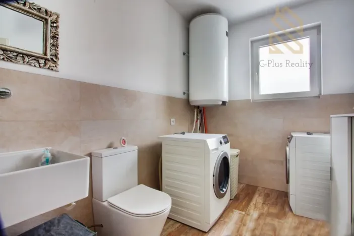 Prodej rodinného domu, Píšťany, 112 m2