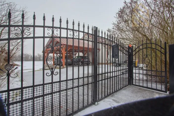 Prodej rodinného domu, Píšťany, 112 m2