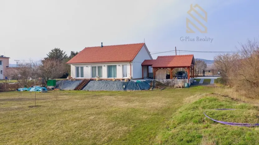 Prodej rodinného domu, Píšťany, 112 m2