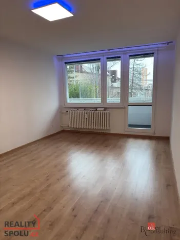 Pronájem bytu 3+1, Praha - Žižkov, Na Jarově, 69 m2