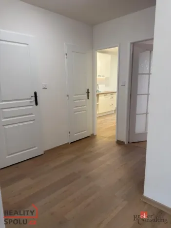 Pronájem bytu 3+1, Praha - Žižkov, Na Jarově, 69 m2