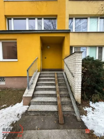 Pronájem bytu 3+1, Praha - Žižkov, Na Jarově, 69 m2