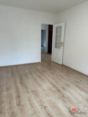 Pronájem bytu 3+1, Praha - Žižkov, Na Jarově, 69 m2