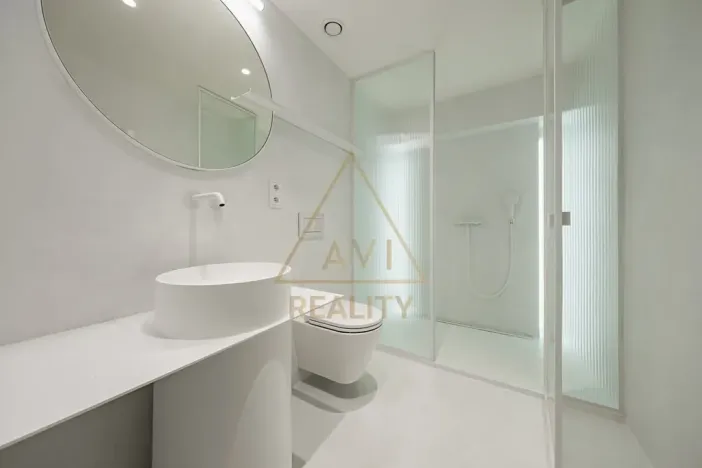 Pronájem atypického bytu, Praha - Modřany, Československého exilu, 41 m2