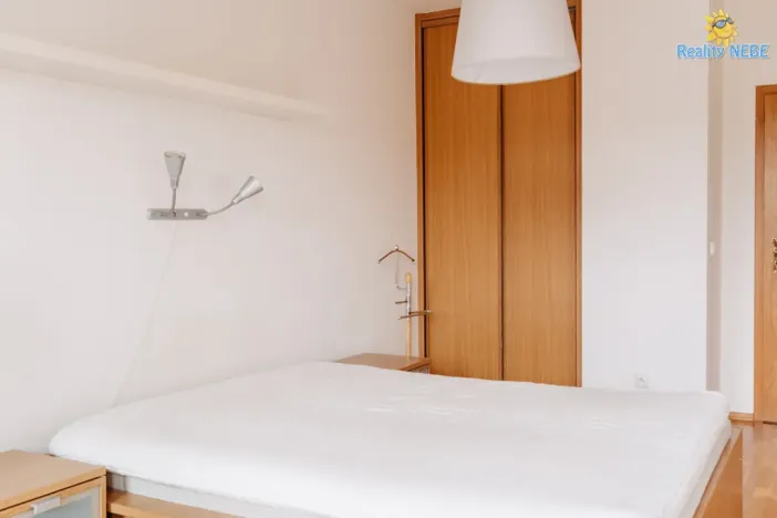 Pronájem bytu 2+kk, Praha - Vyšehrad, Neklanova, 70 m2