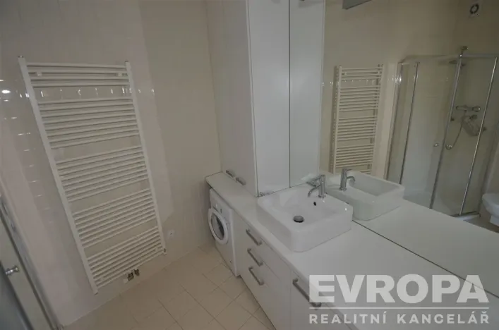 Pronájem bytu 1+kk, Praha - Hostivař, Na Plískavě, 47 m2