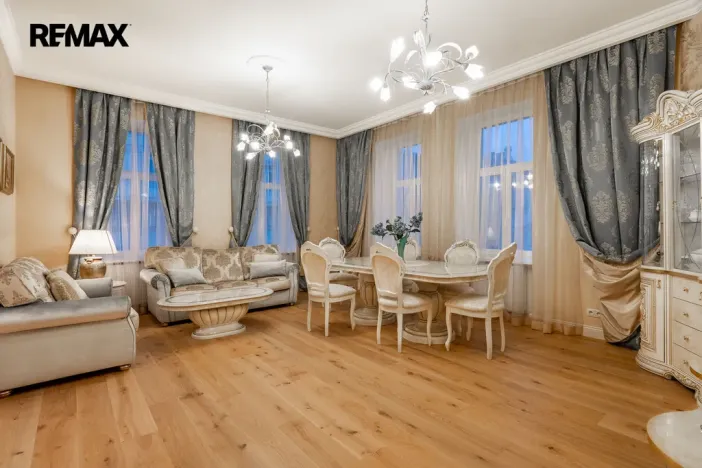 Prodej bytu 3+1, Karlovy Vary, Dr. Davida Bechera, 124 m2