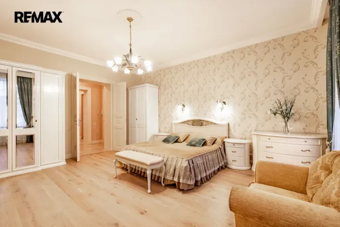 Prodej bytu 3+1, Karlovy Vary, Dr. Davida Bechera, 124 m2