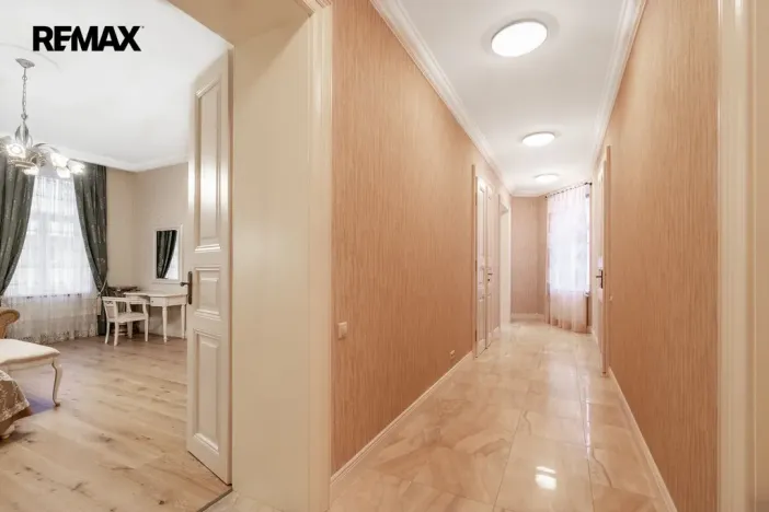 Prodej bytu 3+1, Karlovy Vary, Dr. Davida Bechera, 124 m2