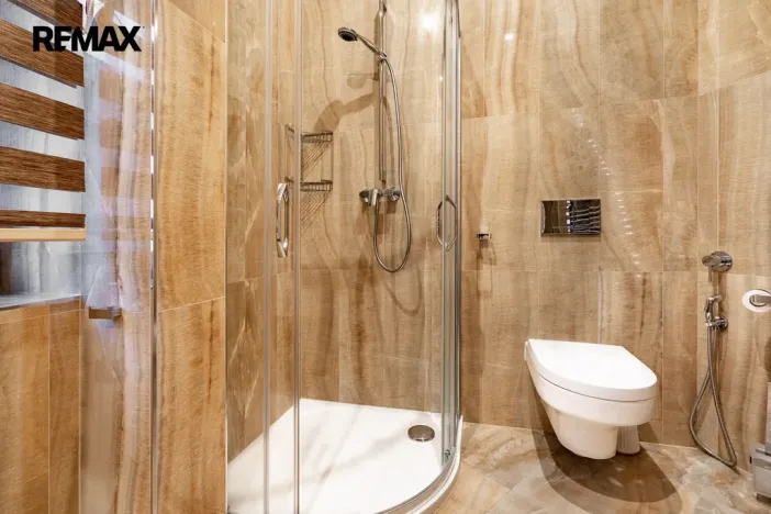 Prodej bytu 3+1, Karlovy Vary, Dr. Davida Bechera, 124 m2