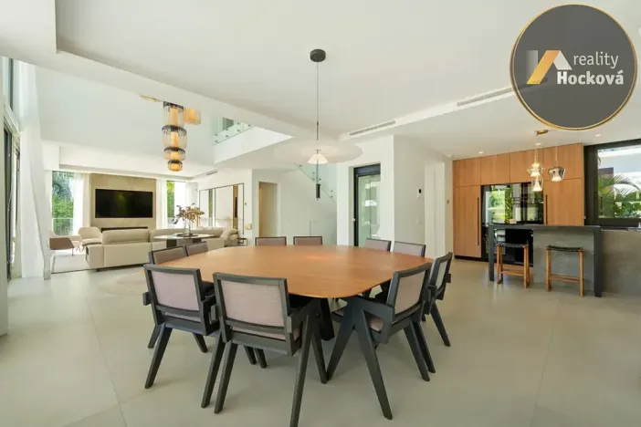 Prodej vily, Marbella, Španělsko, 611 m2