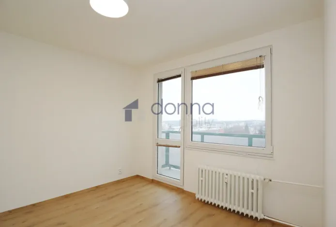 Pronájem bytu 3+1, Praha, Jahodová, 80 m2