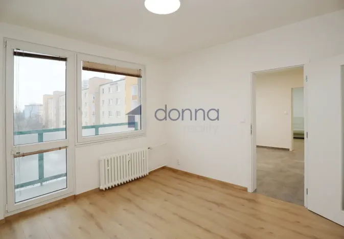 Pronájem bytu 3+1, Praha, Jahodová, 80 m2