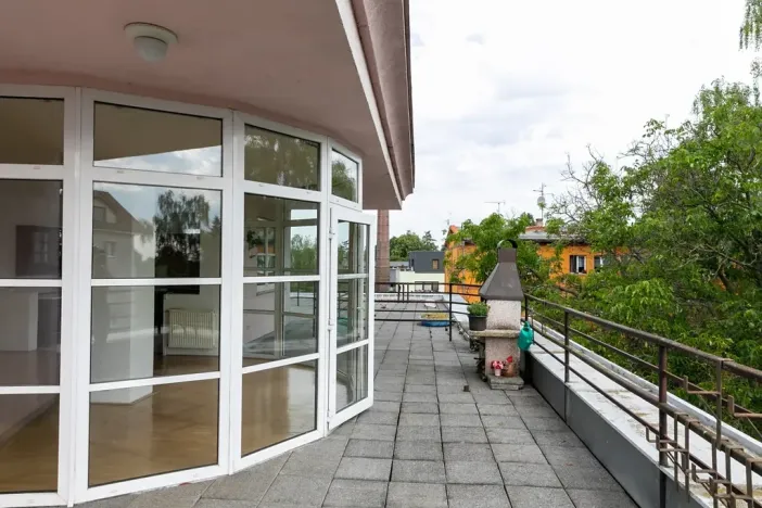 Prodej rodinného domu, Praha, 854 m2