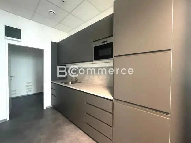 Pronájem skladu, Brno, Vídeňská, 175 m2