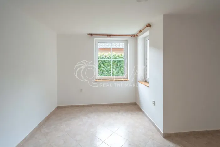 Pronájem bytu 2+1, Ovčáry, 60 m2
