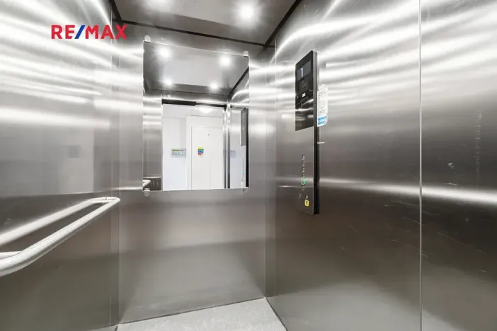 Prodej bytu 1+kk, Hostivice, Ječná, 32 m2