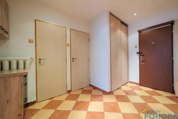 Pronájem bytu 2+1, Praha - Žižkov, Biskupcova, 69 m2