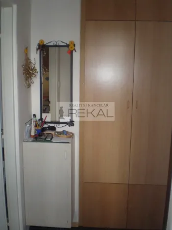Pronájem bytu 1+kk, Praha - Smíchov, Kmochova, 32 m2