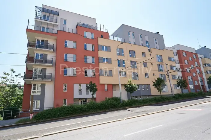 Pronájem bytu 2+kk, Praha - Košíře, Plzeňská, 45 m2