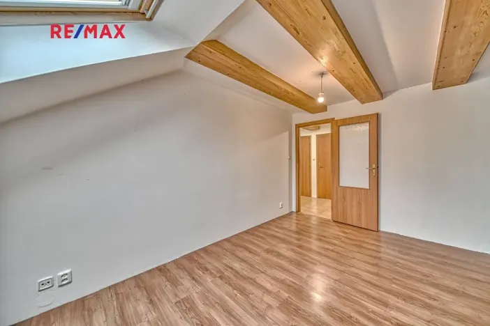 Prodej bytu 2+1, Poděbrady, Dr. Beneše, 68 m2