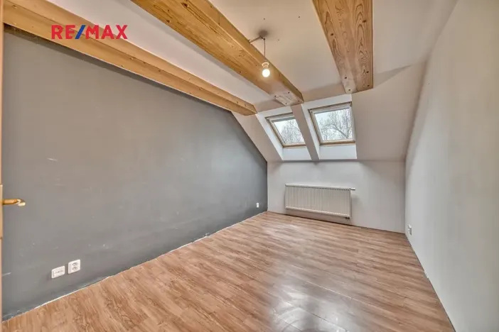 Prodej bytu 2+1, Poděbrady, Dr. Beneše, 68 m2