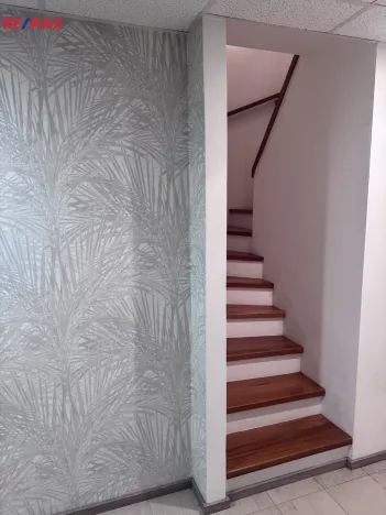 Prodej rodinného domu, Jesenice - Zdiměřice, V Podlesí, 184 m2