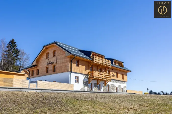 Prodej bytu 2+kk, Horní Planá - Hůrka, 48 m2