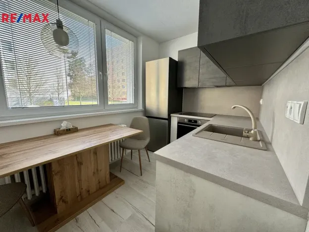 Prodej bytu 2+1, Třebíč - Nové Dvory, Jar. Haška, 52 m2