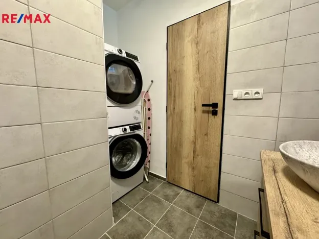 Prodej bytu 2+1, Třebíč - Nové Dvory, Jar. Haška, 52 m2