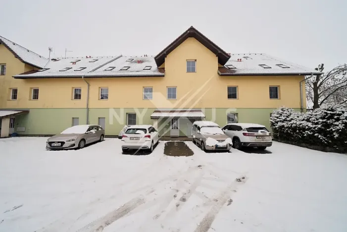 Pronájem bytu 2+kk, Břežany II, 47 m2