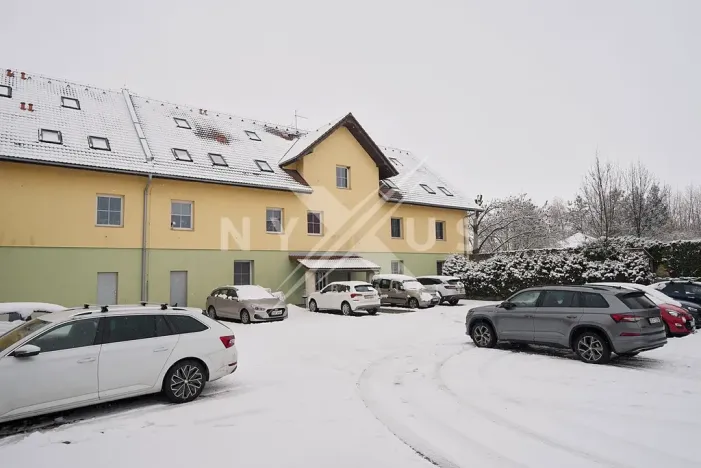 Pronájem bytu 2+kk, Břežany II, 47 m2