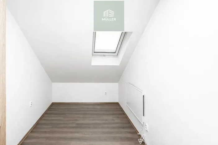 Pronájem bytu 3+1, Plzeň - Jižní Předměstí, náměstí T. G. Masaryka, 57 m2