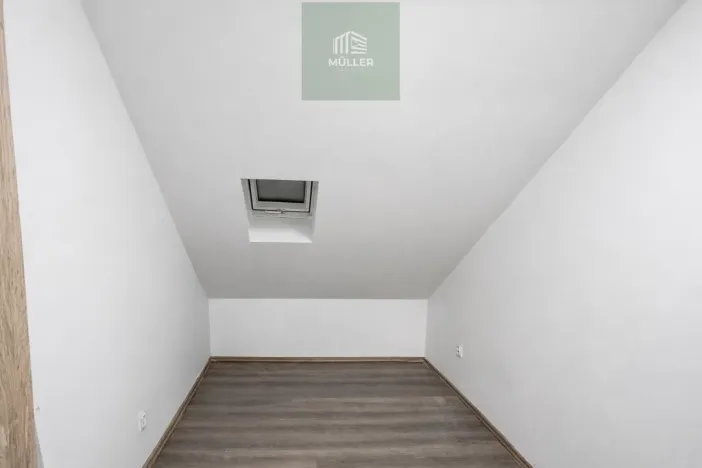 Pronájem bytu 3+1, Plzeň - Jižní Předměstí, náměstí T. G. Masaryka, 57 m2