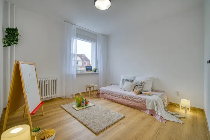 Pronájem bytu 3+1, Děčín - Děčín III-Staré Město, Příčná, 69 m2